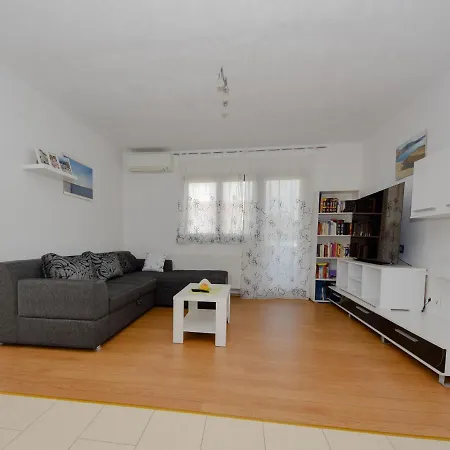 Elena By Interhome 度假居 *