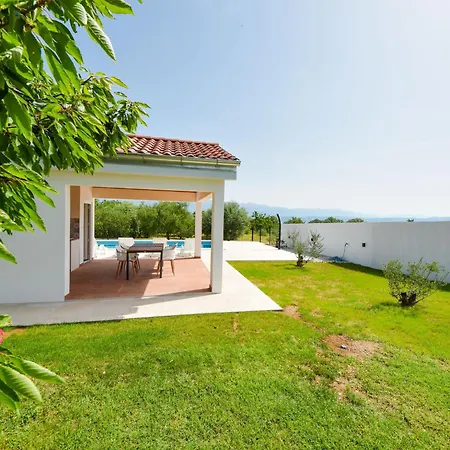 Elena By Interhome 度假居 *