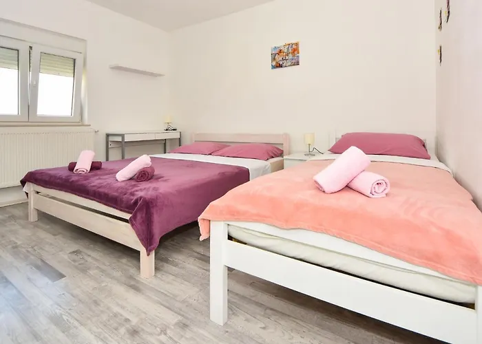 Vakantiehuis Elena By Interhome