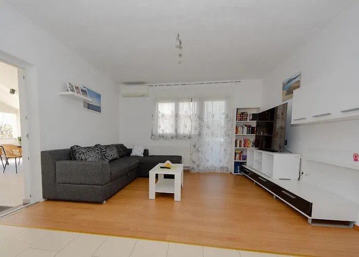 Elena By Interhome Vakantiehuis *