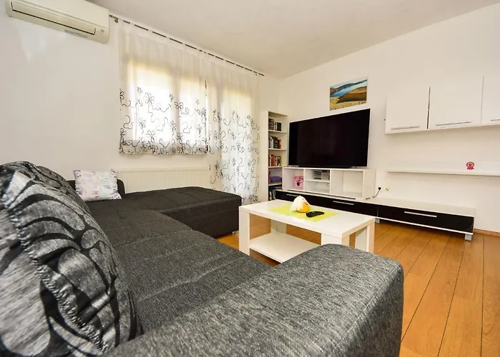 Vakantiehuis Elena By Interhome *